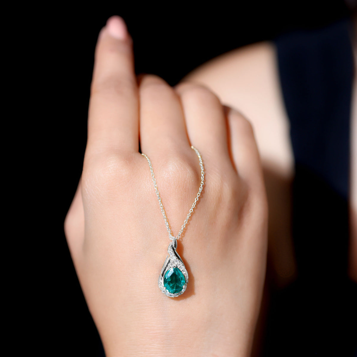 Lab Grown Emerald Vintage Inspired Necklace with Diamond AAAA - Rosec Jewels