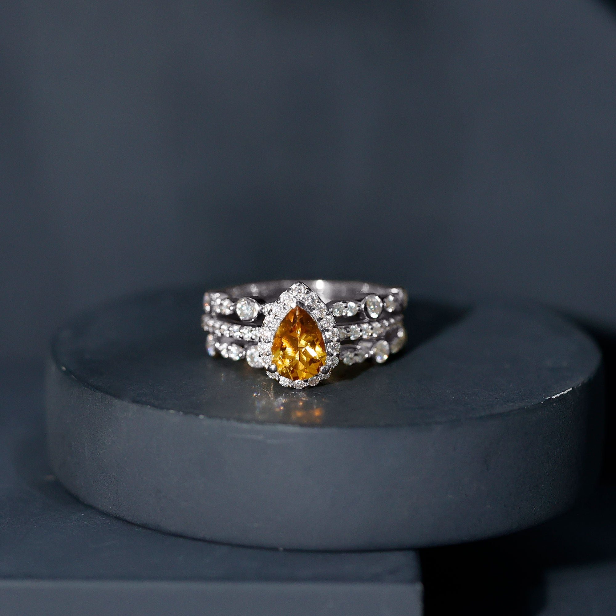 Pear Cut Citrine Bridal Trio Ring Set with Moissanite Band AAA - Rosec Jewels