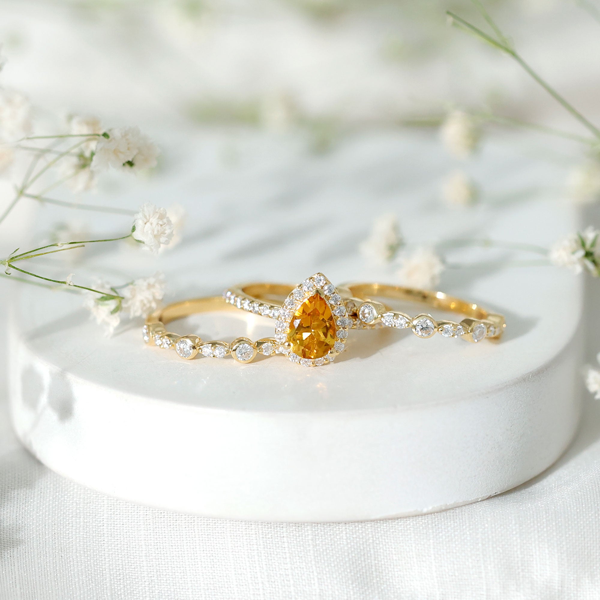 Pear Cut Citrine Bridal Trio Ring Set with Moissanite Band AAA - Rosec Jewels
