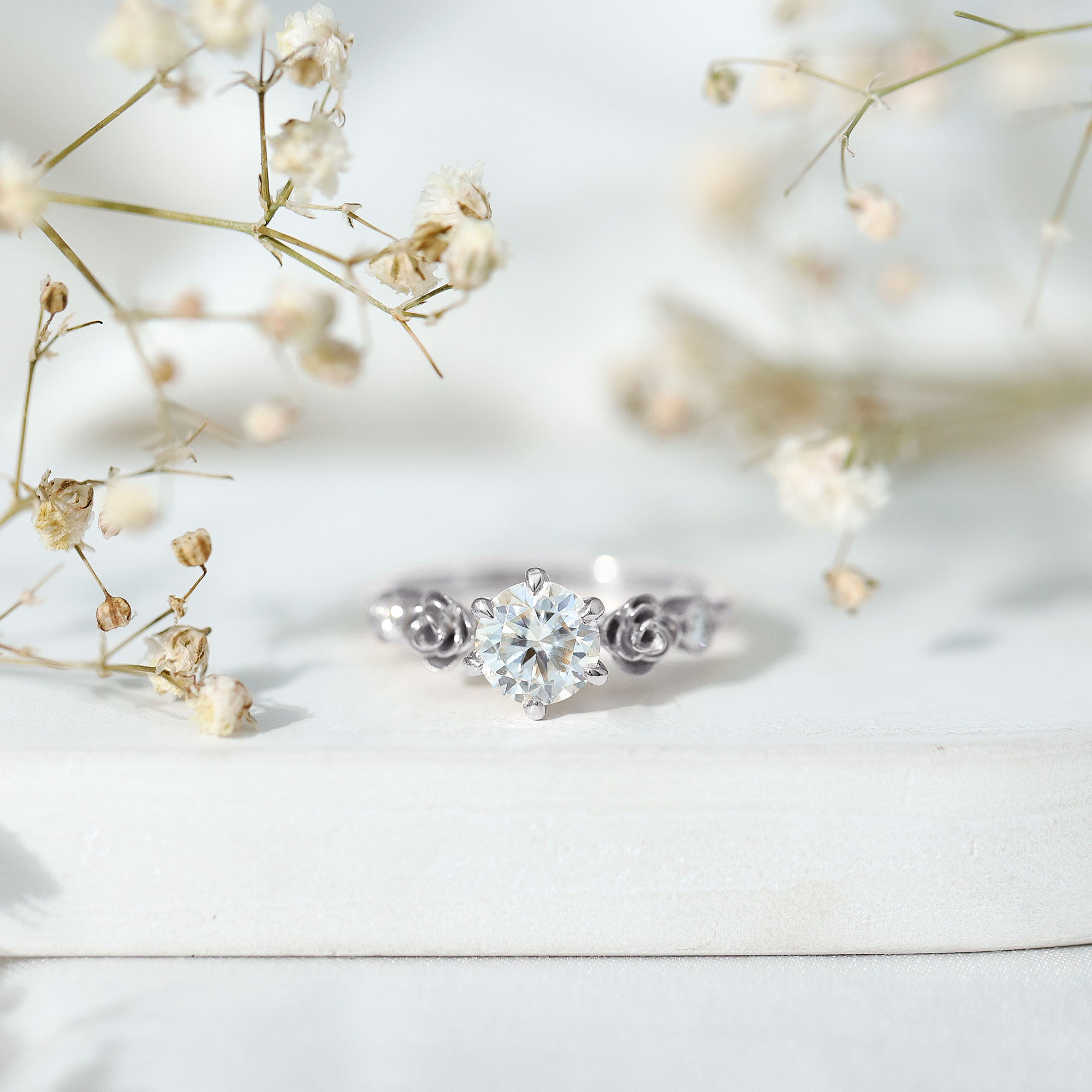 Brilliant Cut Moissanite Rose Engagement Ring For Women D-VS1 - Rosec Jewels