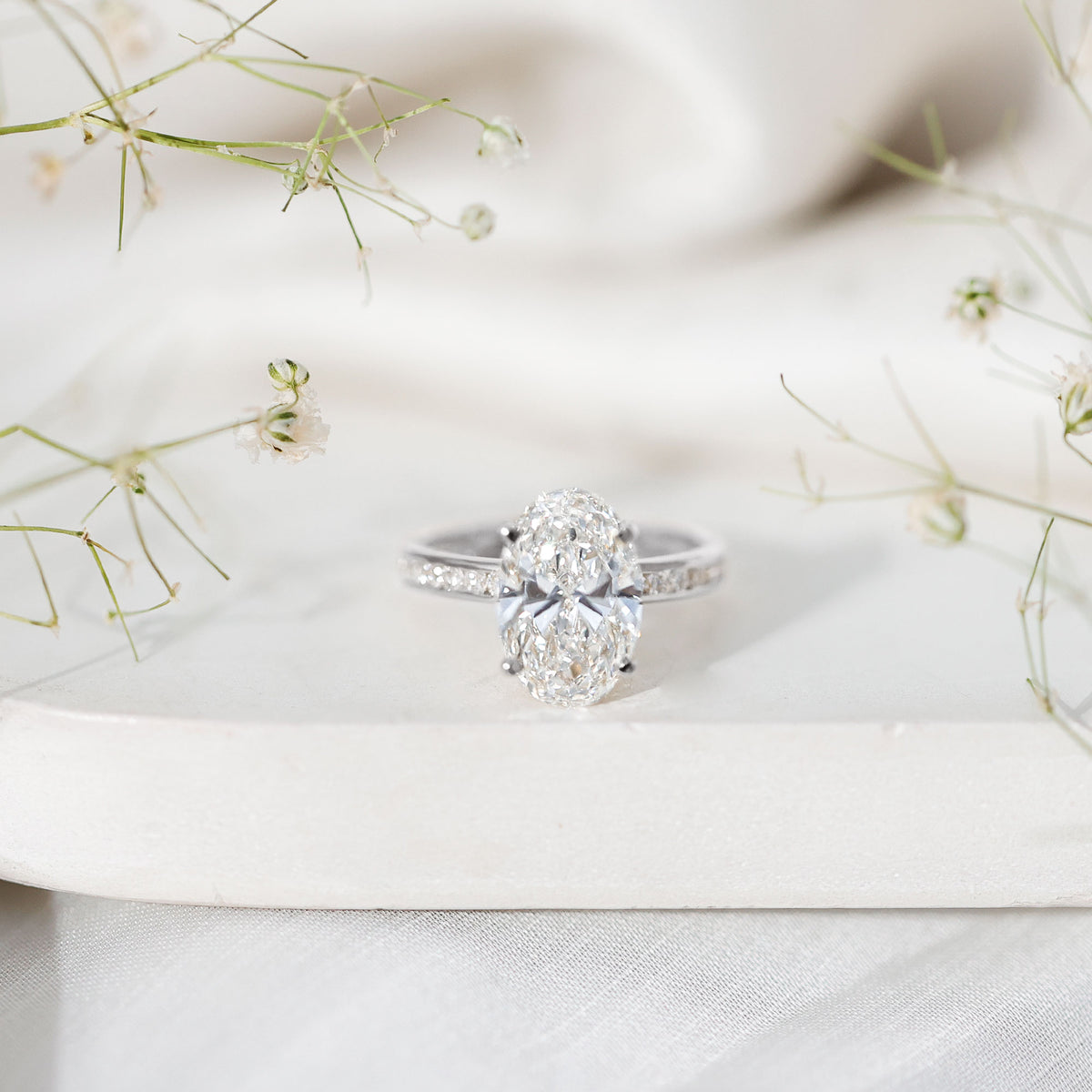 4 Carat Oval Shaped Lab Grown Diamond Huge Engagement Ring with IGI Certificate Lab - ( E-VS1 ) - Rosec Jewels