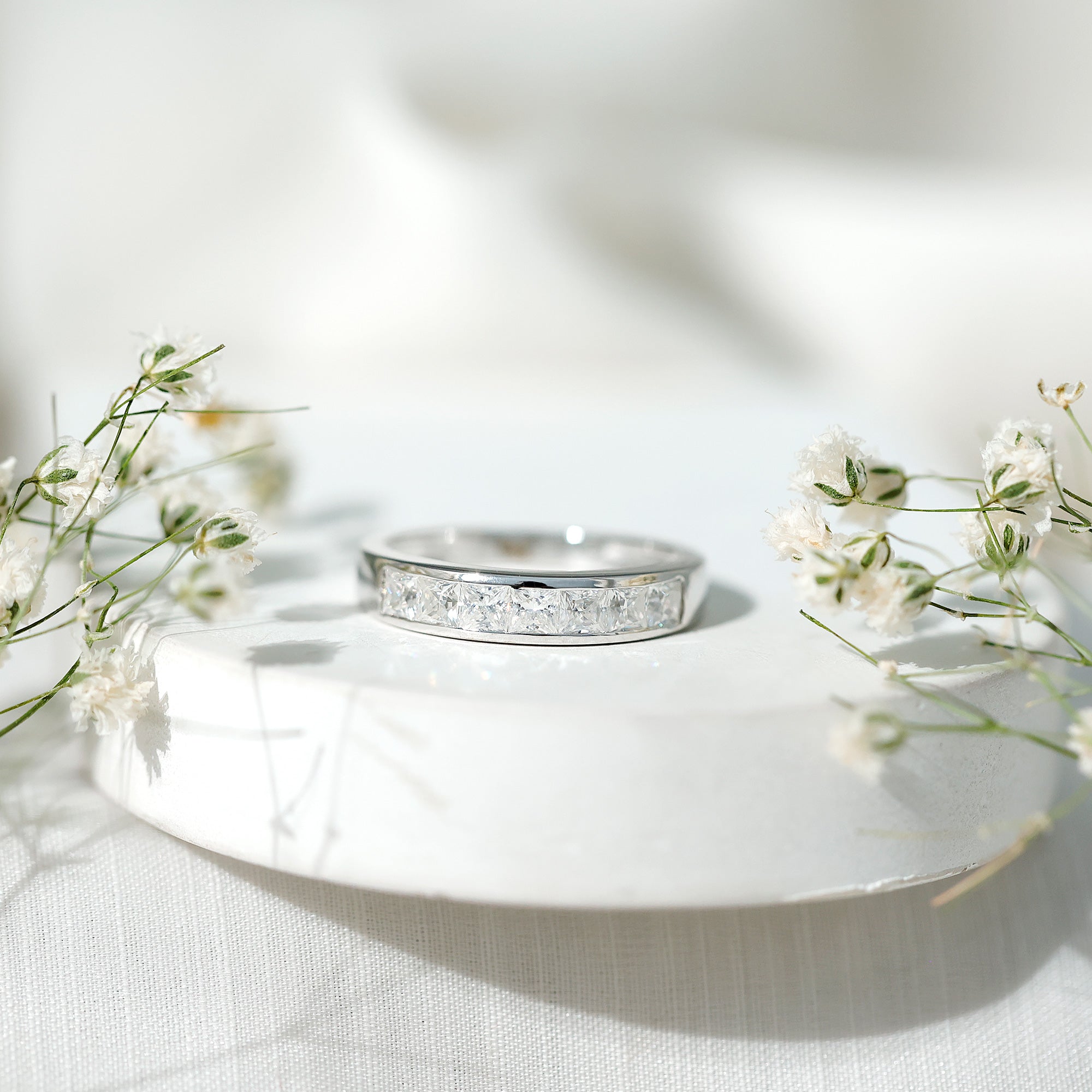 Rosec Jewels-Certified Brilliant Cut Diamond Princess Cut Wedding Band