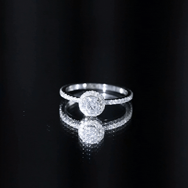 1.25 CT Moissanite Classic Halo Engagement Ring D-VS1 - Rosec Jewels
