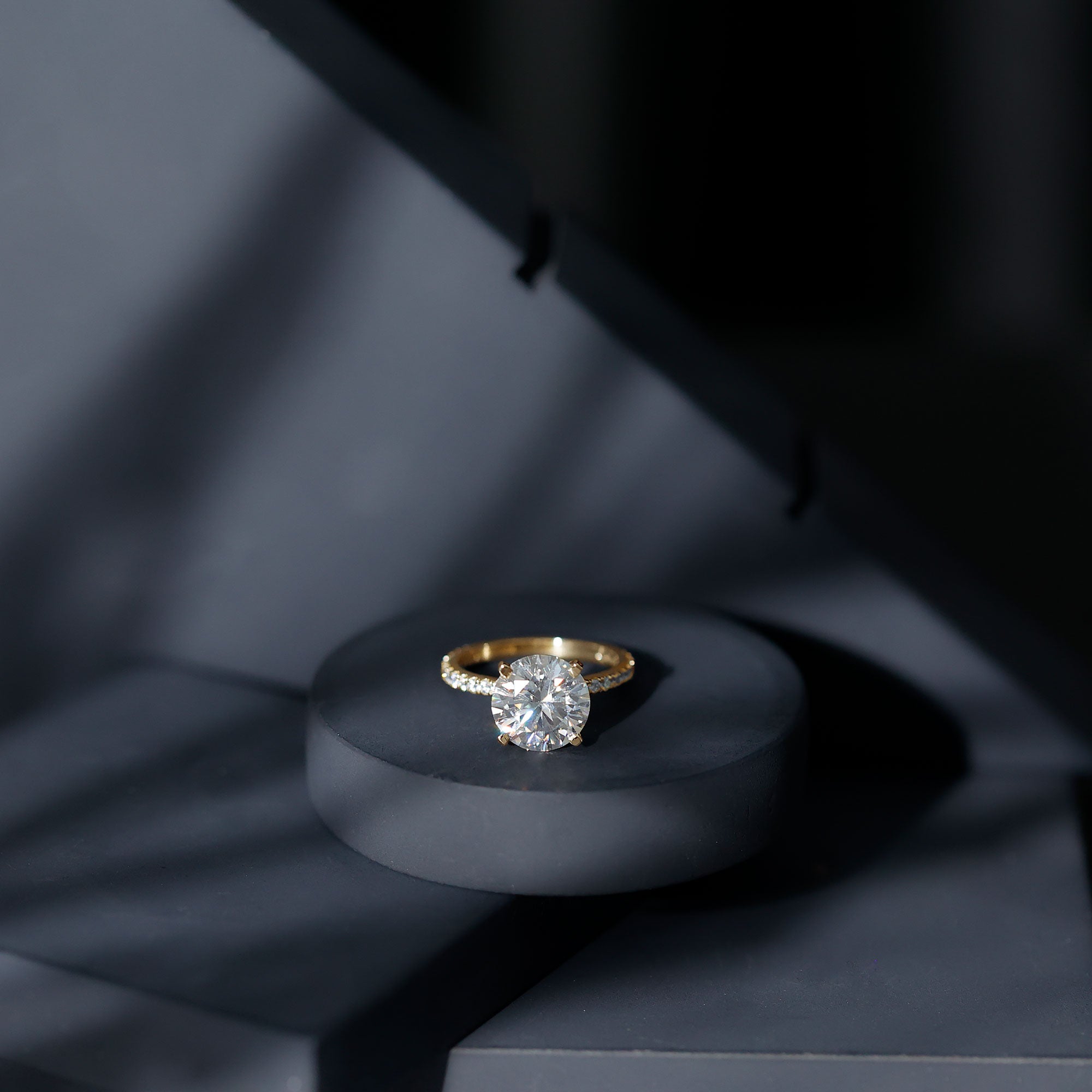 Certified Moissanite 10 MM Round Cut Engagement Ring D-VS1 - Rosec Jewels